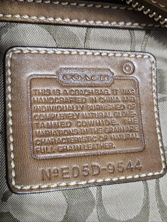 Coach SOHO 2005 Vintage Leather Shoulder Bag Set - Picture 7 of 11